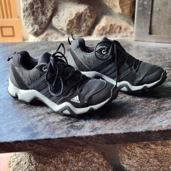 Adidas Black/White Cross Training Sneakers Size 5 - Picture 4 of 15